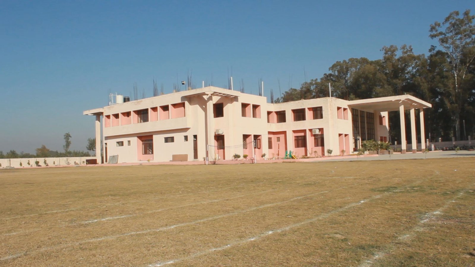 Aakarshan Public School