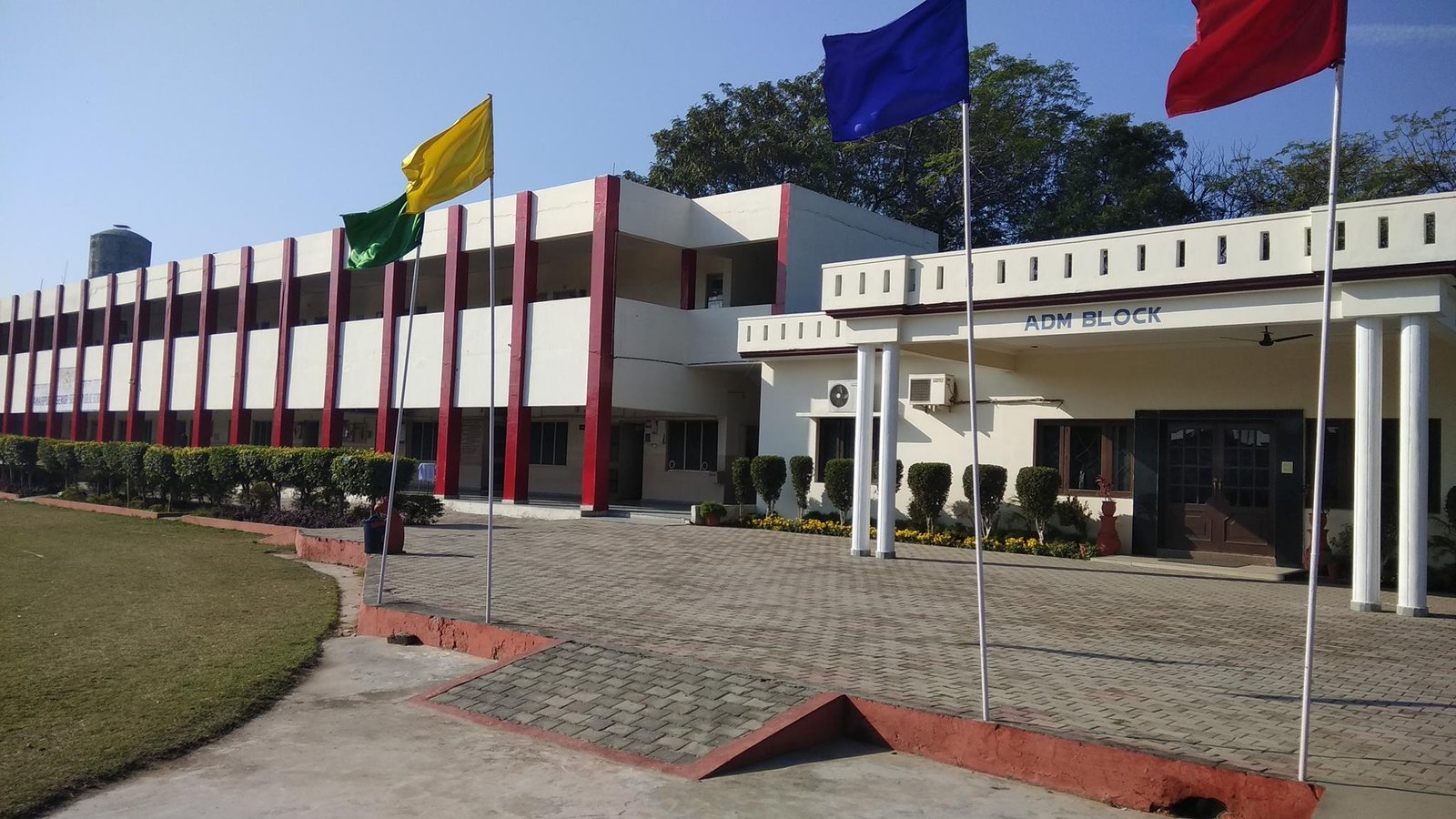 Amarpuri Sr. Sec Public School