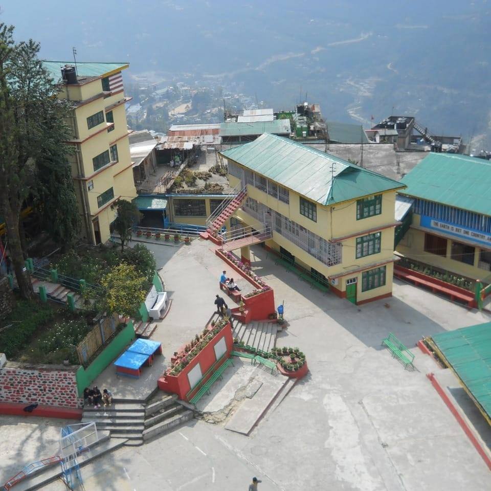 Bahai\'s School