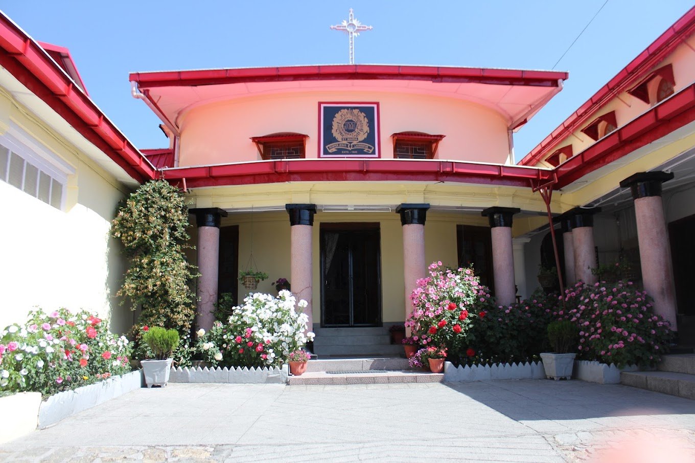 Convent Of Jesus & Mary
