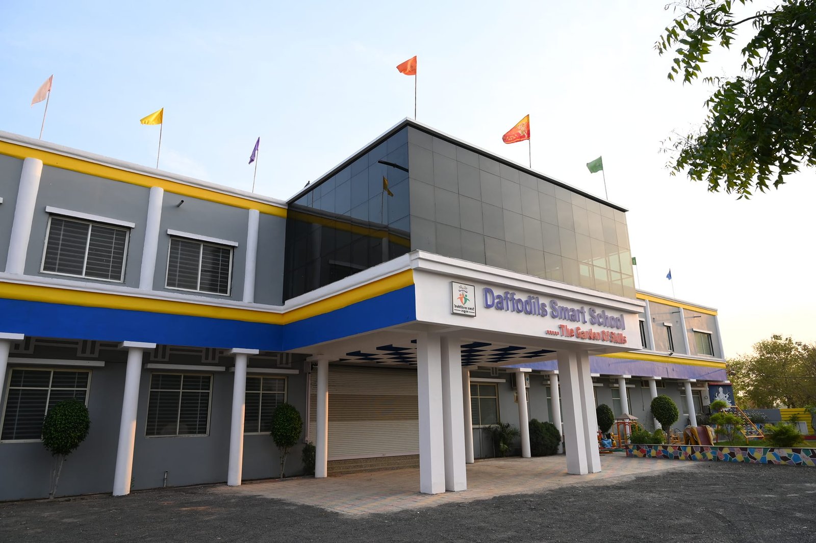 Daffodils Smart School