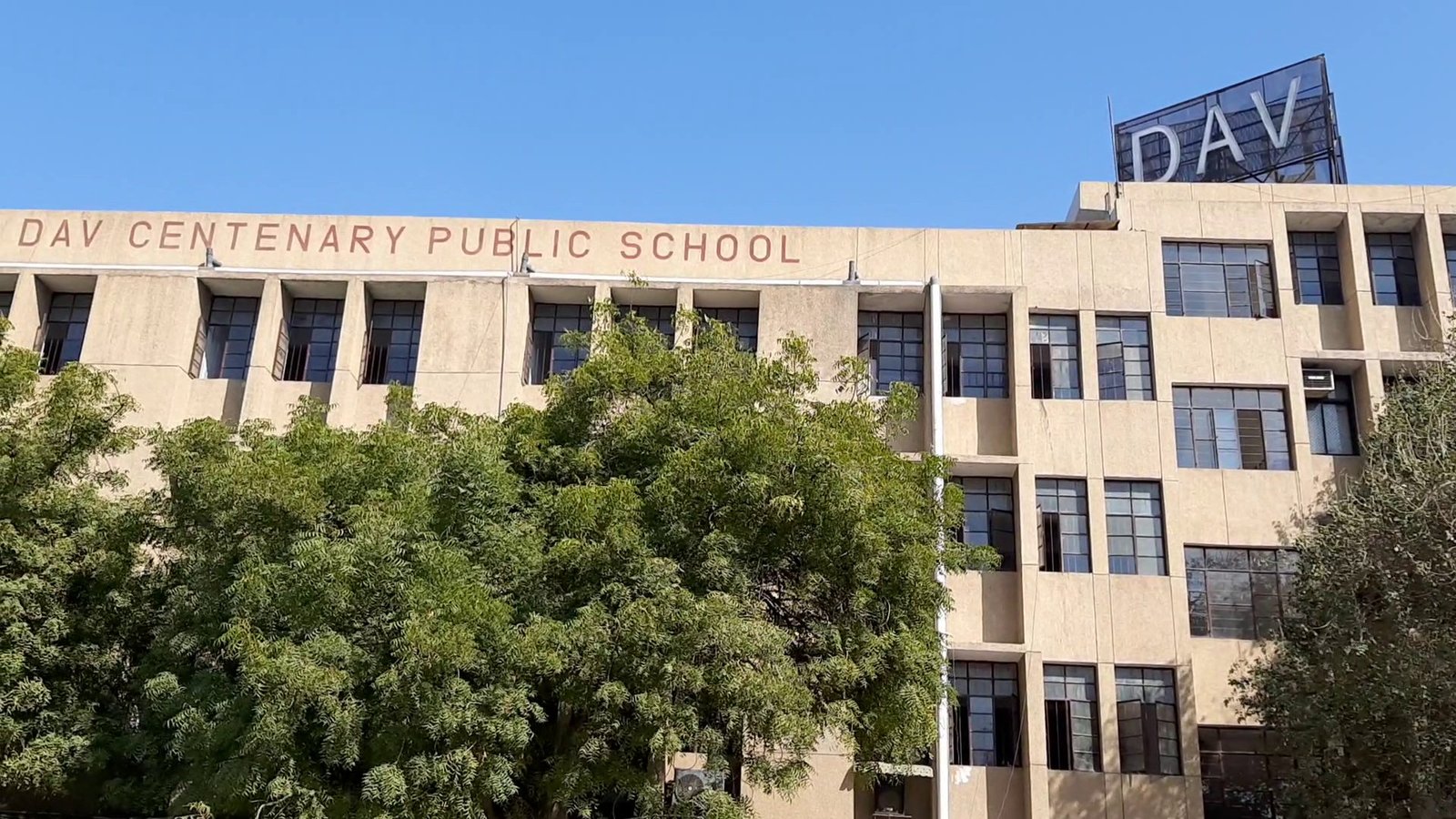 Dav Centenary Public School