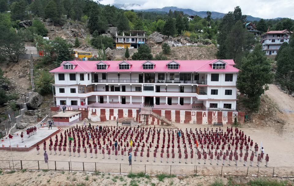 Dav Centenary Public School