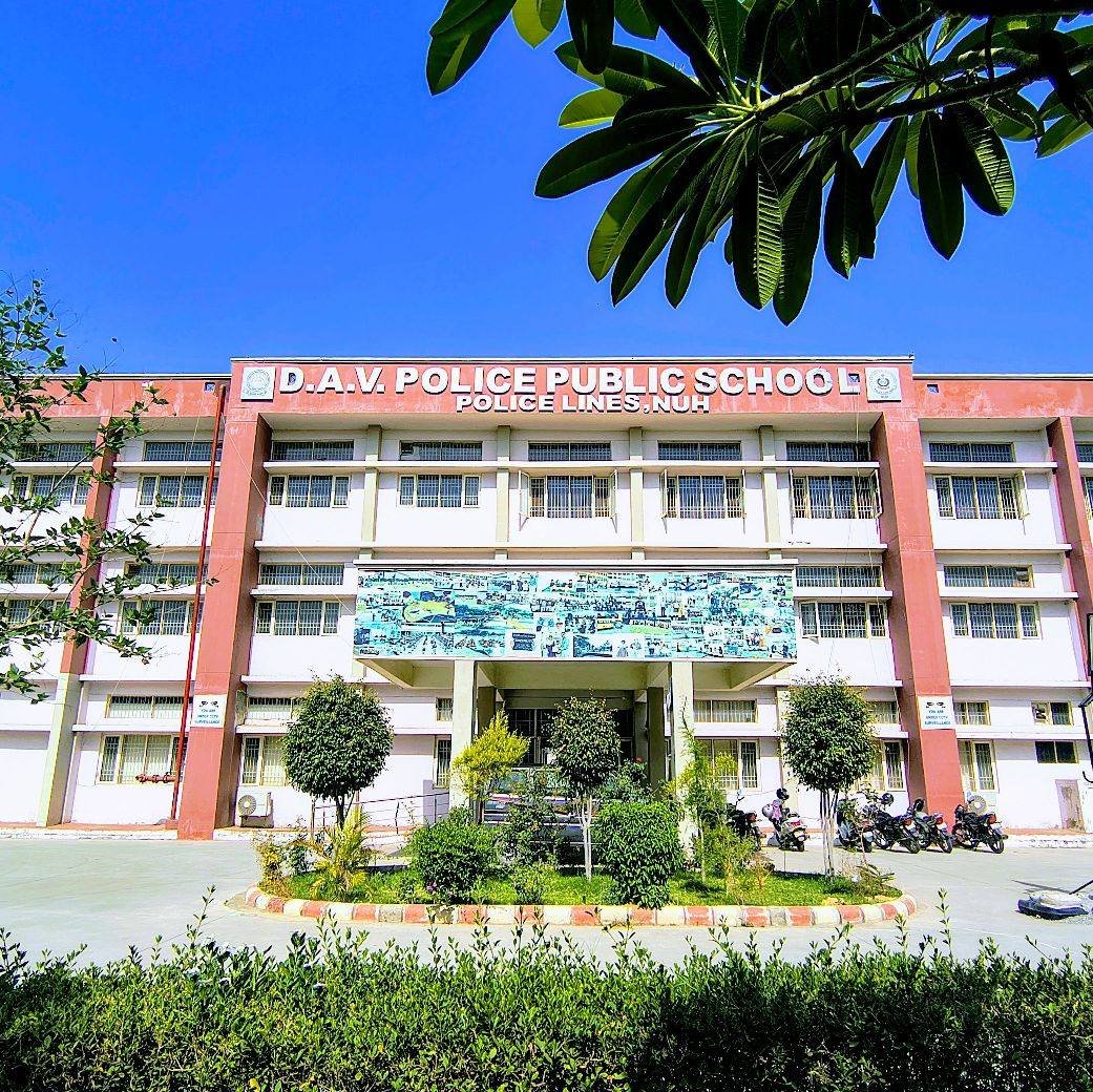 Dav Police Public School