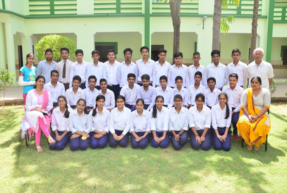 Delhi Public International School