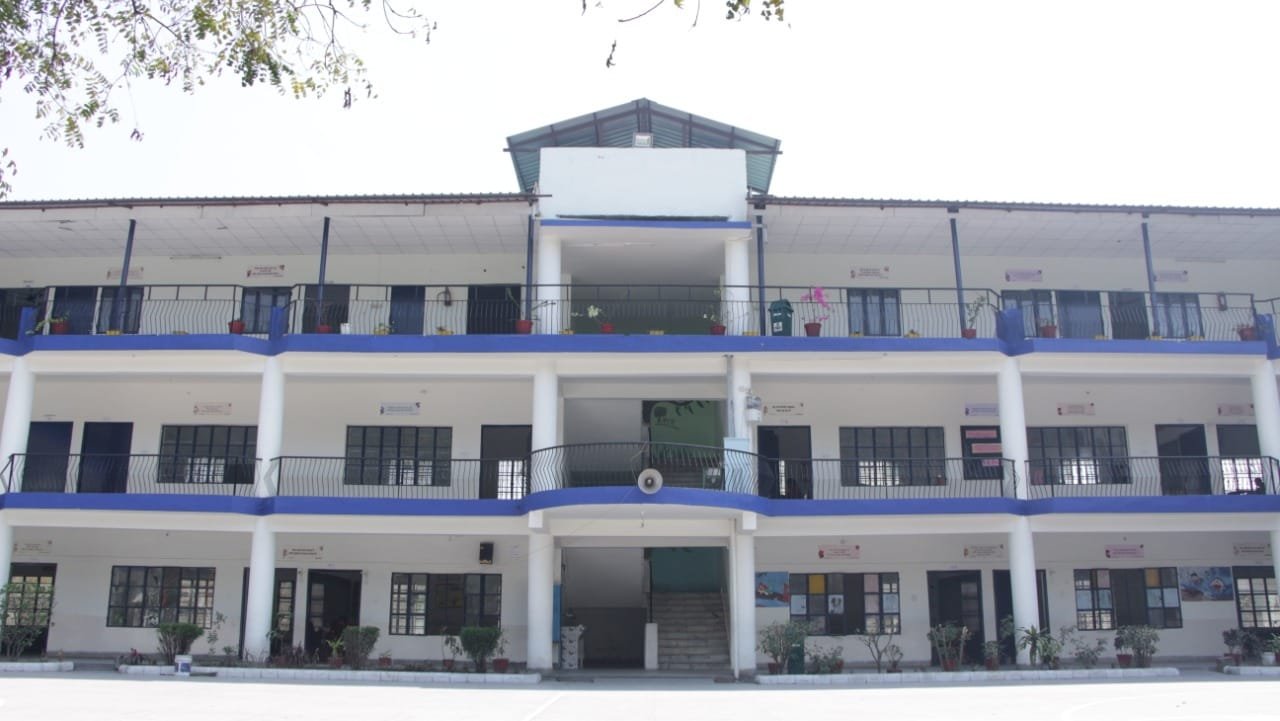 Doon Cambridge School