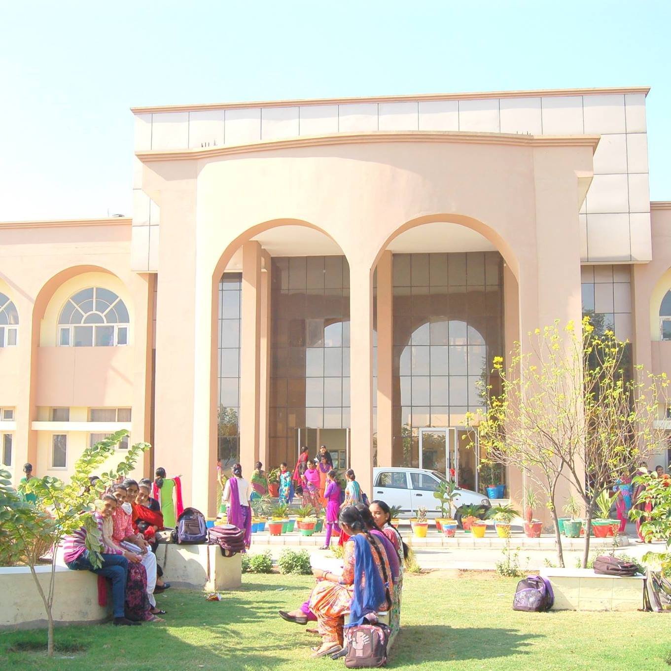 Guru Gobind Singh College of Education