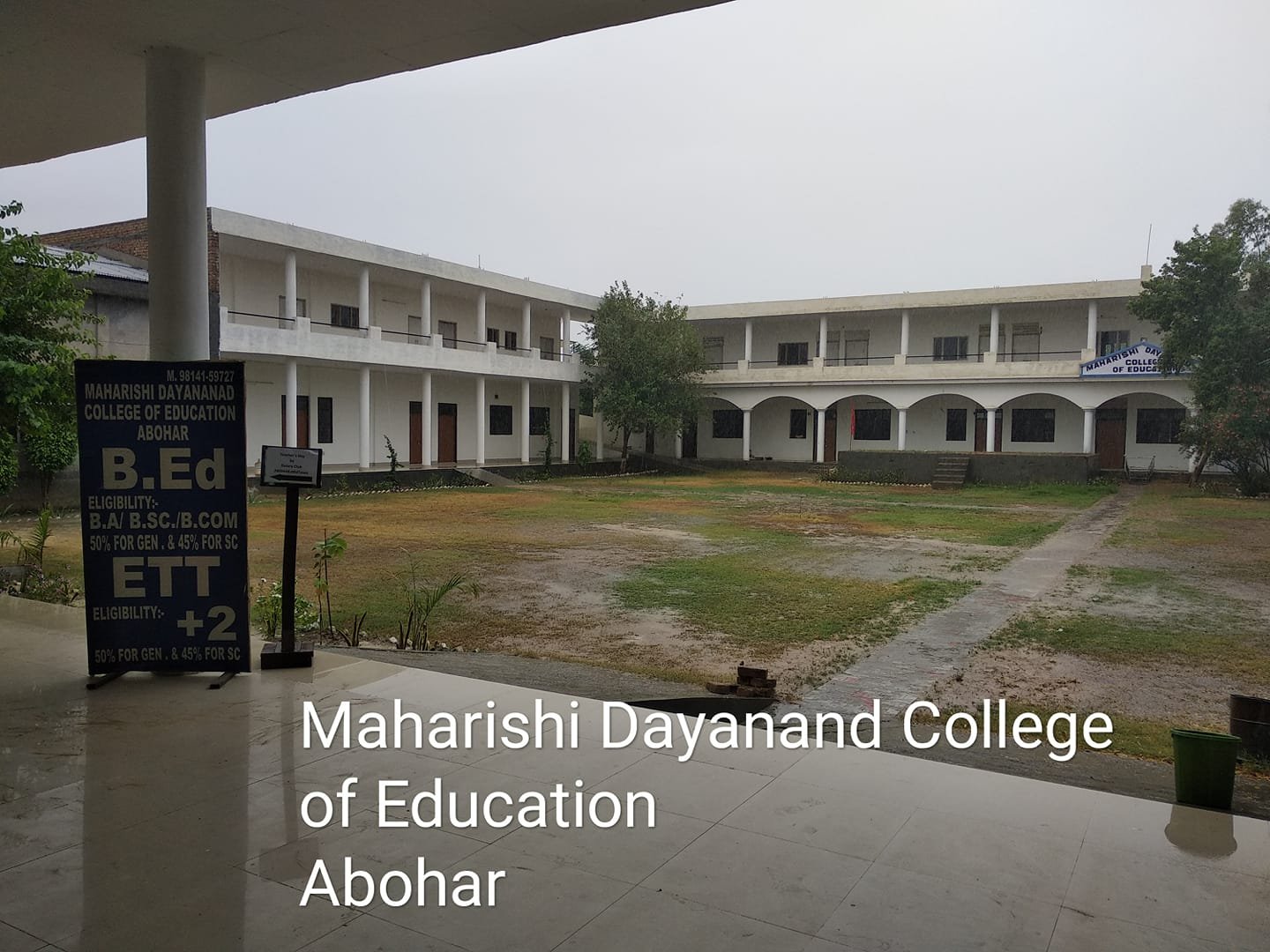 Maharishi Dayanand College of Education