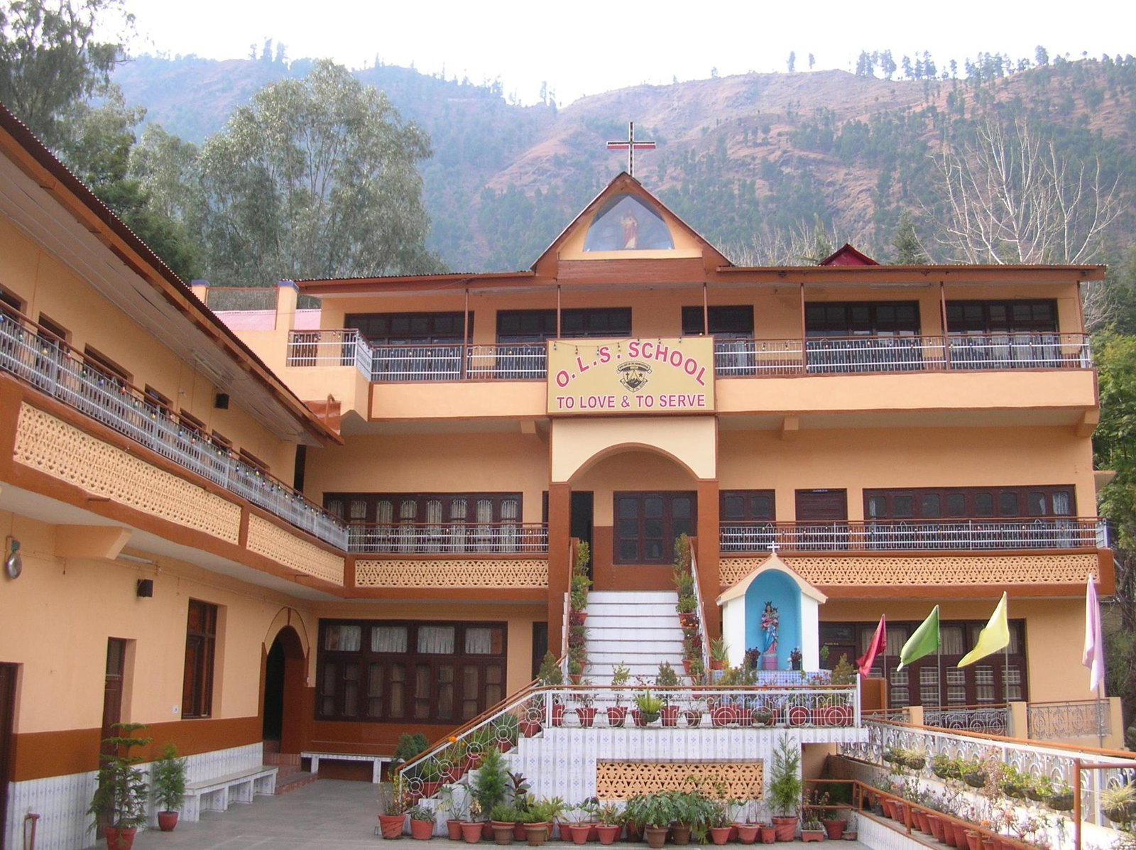 Our Lady of the Snows School
