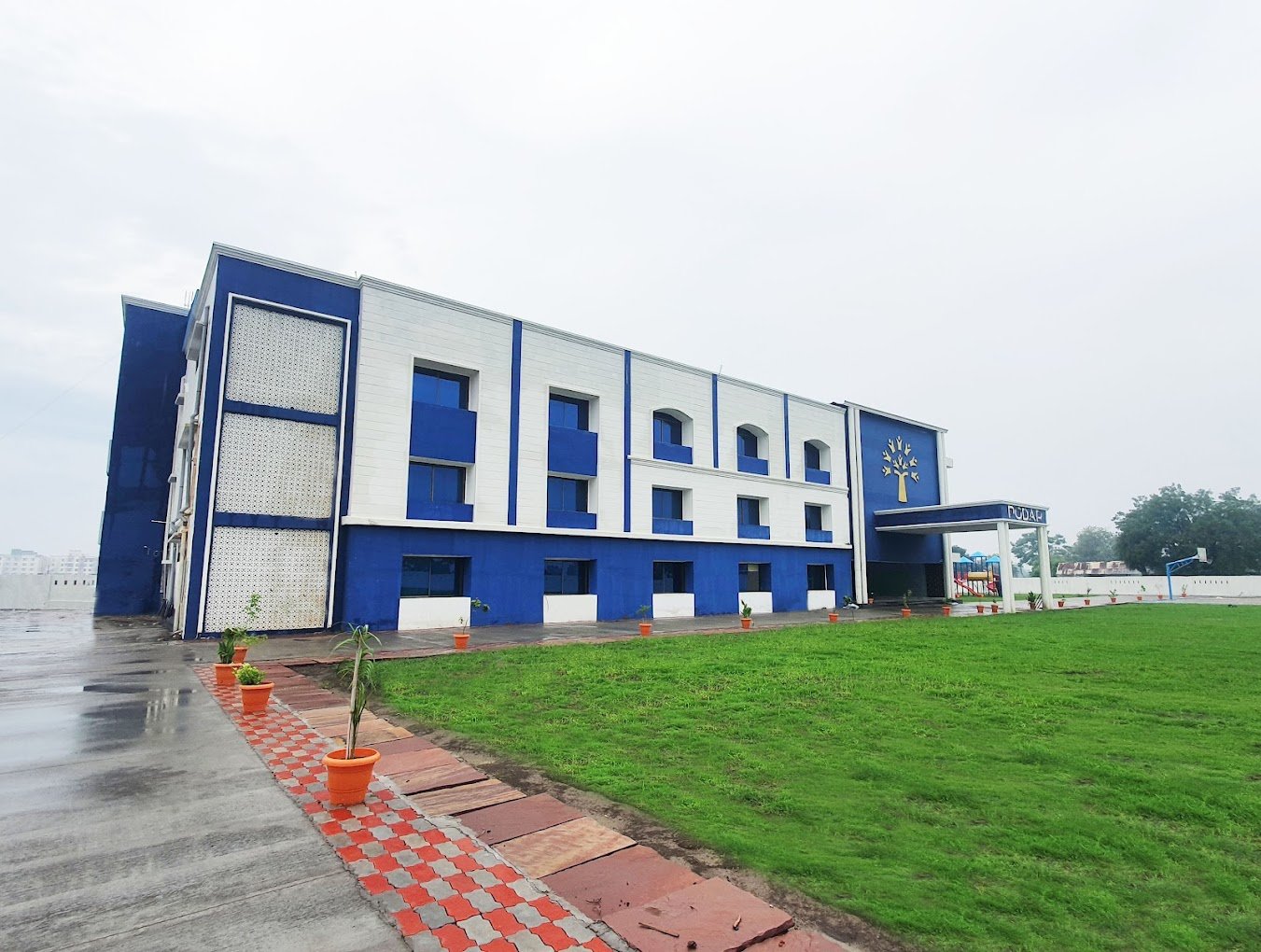 Podar World School