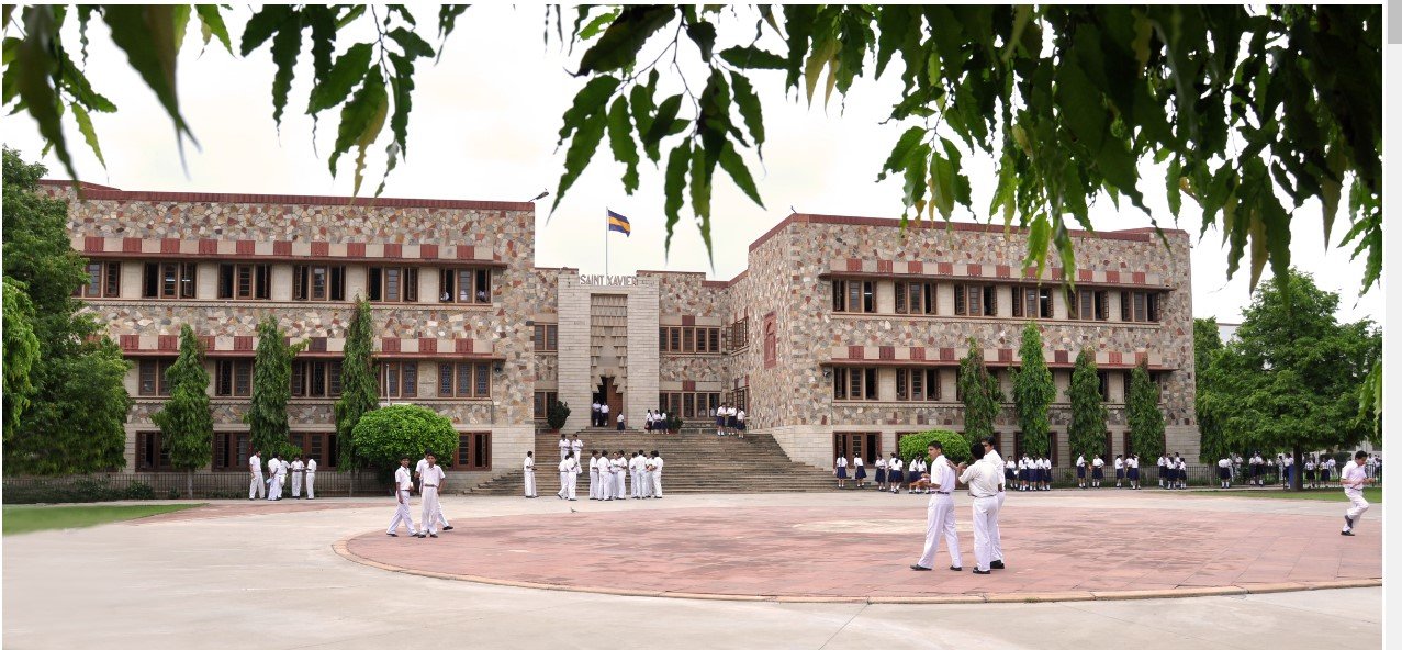 Saint Xavier\'s School