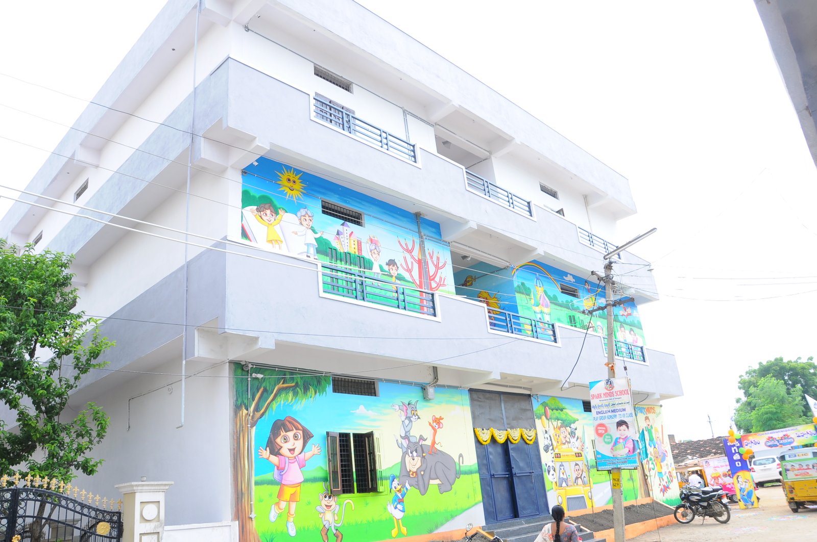 SPARK MINDS SCHOOL