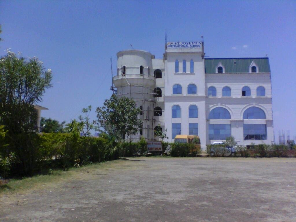 St. Joseph\'s International School