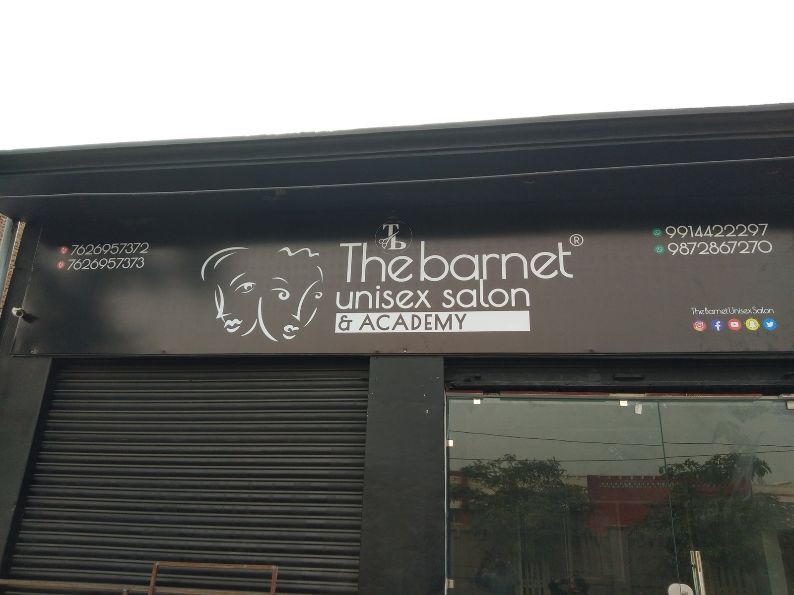 The Barnet Unisex Salon and Academy