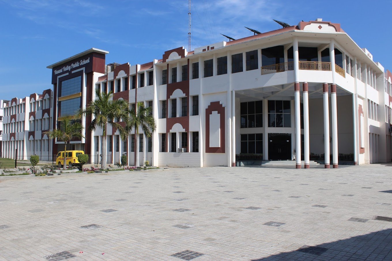 Vasant Valley Public School